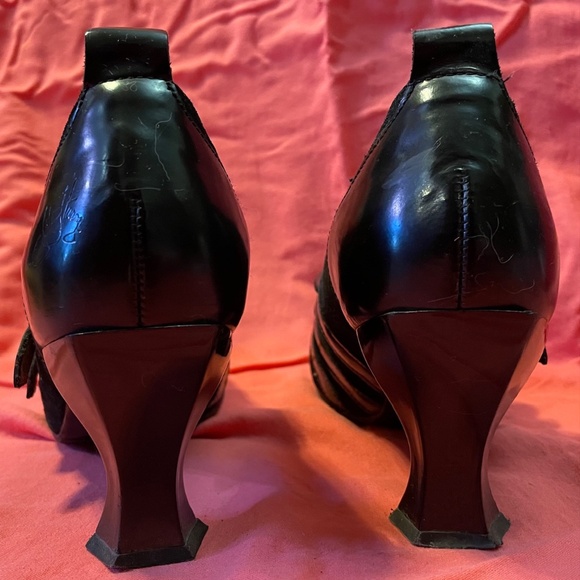 Fluevog Baroque Rubens Heels - Picture 5 of 9